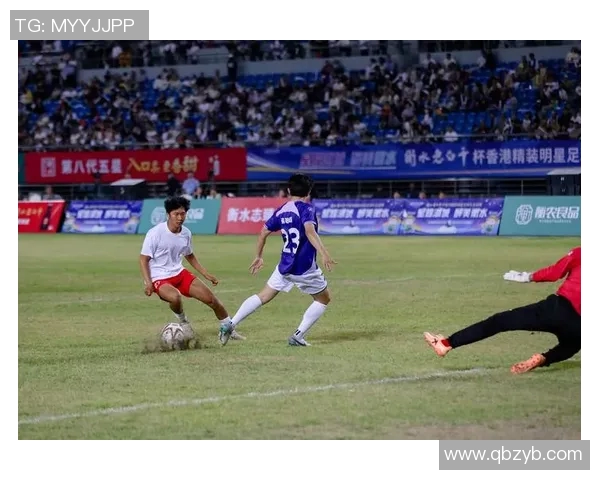 幼儿园小朋友们的卡通足球明星梦幻之旅与成长故事